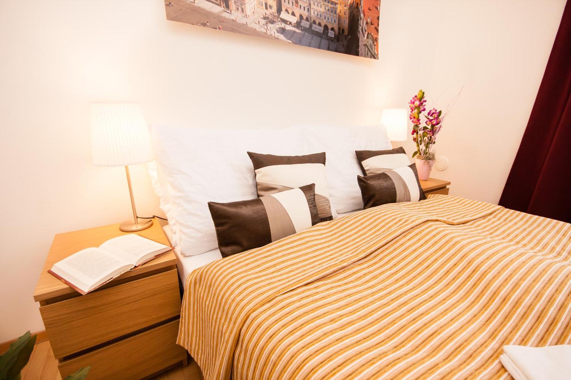 Wenceslas Square Lofts Apartament